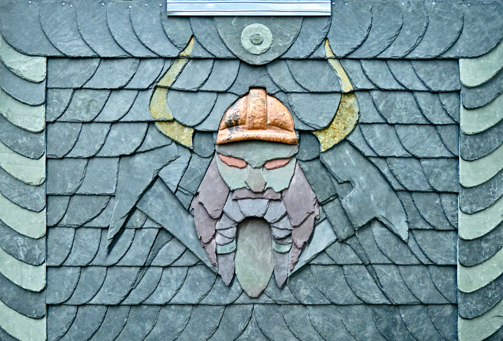 PRIOrnament202201 262 Wikinger-Dachdecker